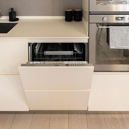 Elegante E Spazioso Quadrilocale In Porta Venezia Milano Eksteriør bilde